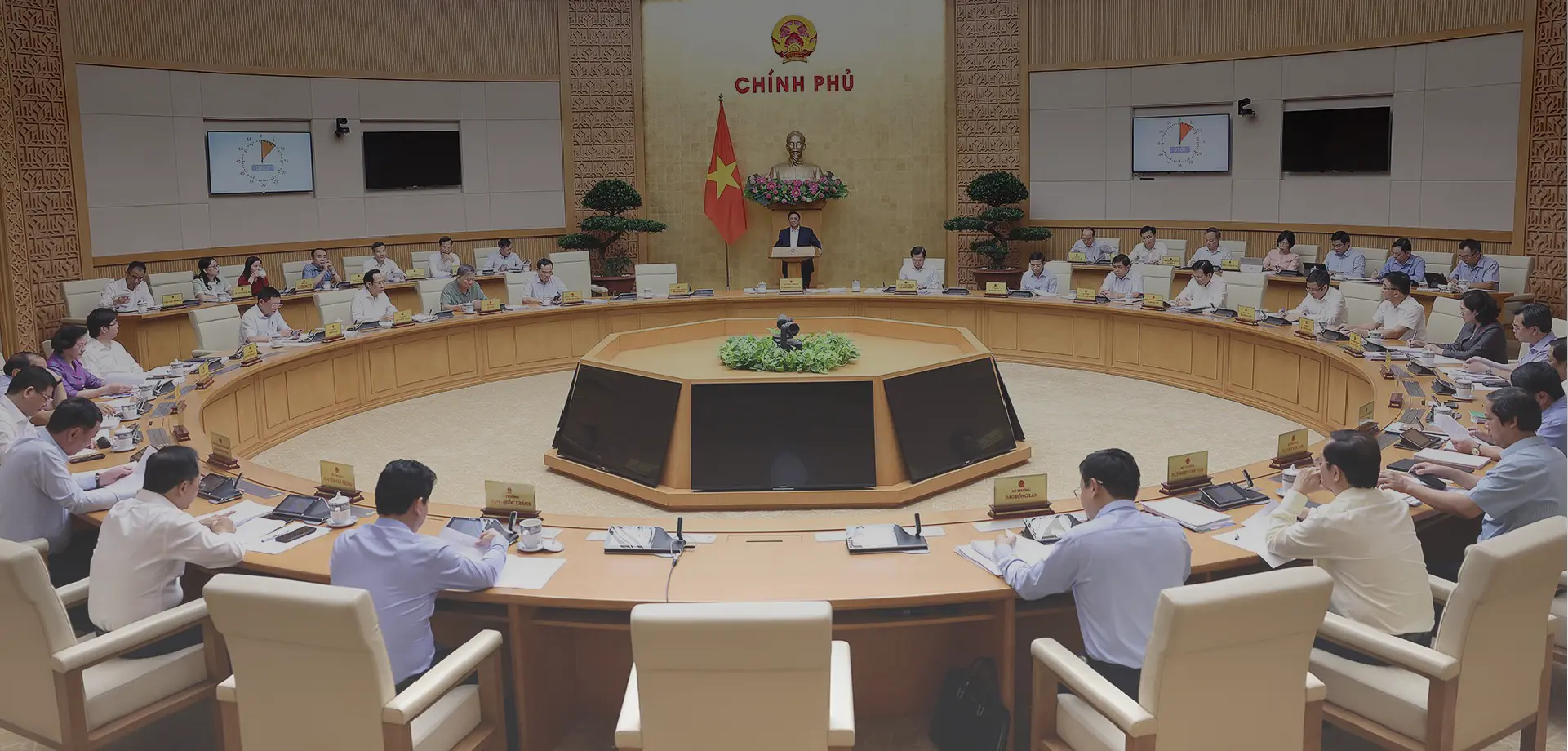 Chính phủ